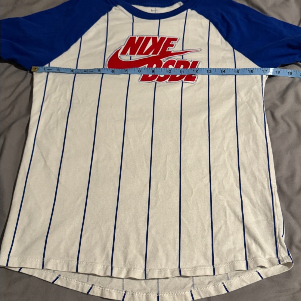 3/$10 Nike Blue and White Short Sleeve Baseball Tee - Picture 3 of 6